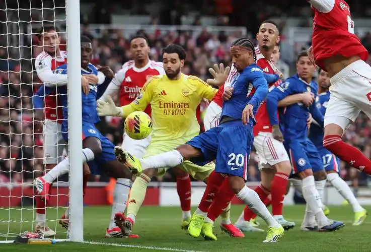 比利时甲级联赛：欧本 VS 标准列日